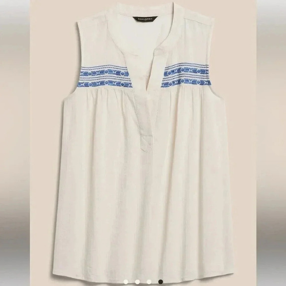 Banana Republic Embroidered Top - Picture 4 of 16